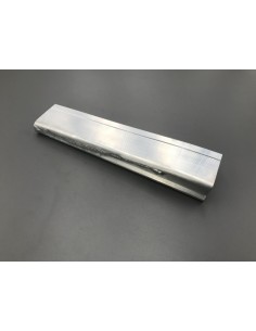 Abschluss Spitze links...